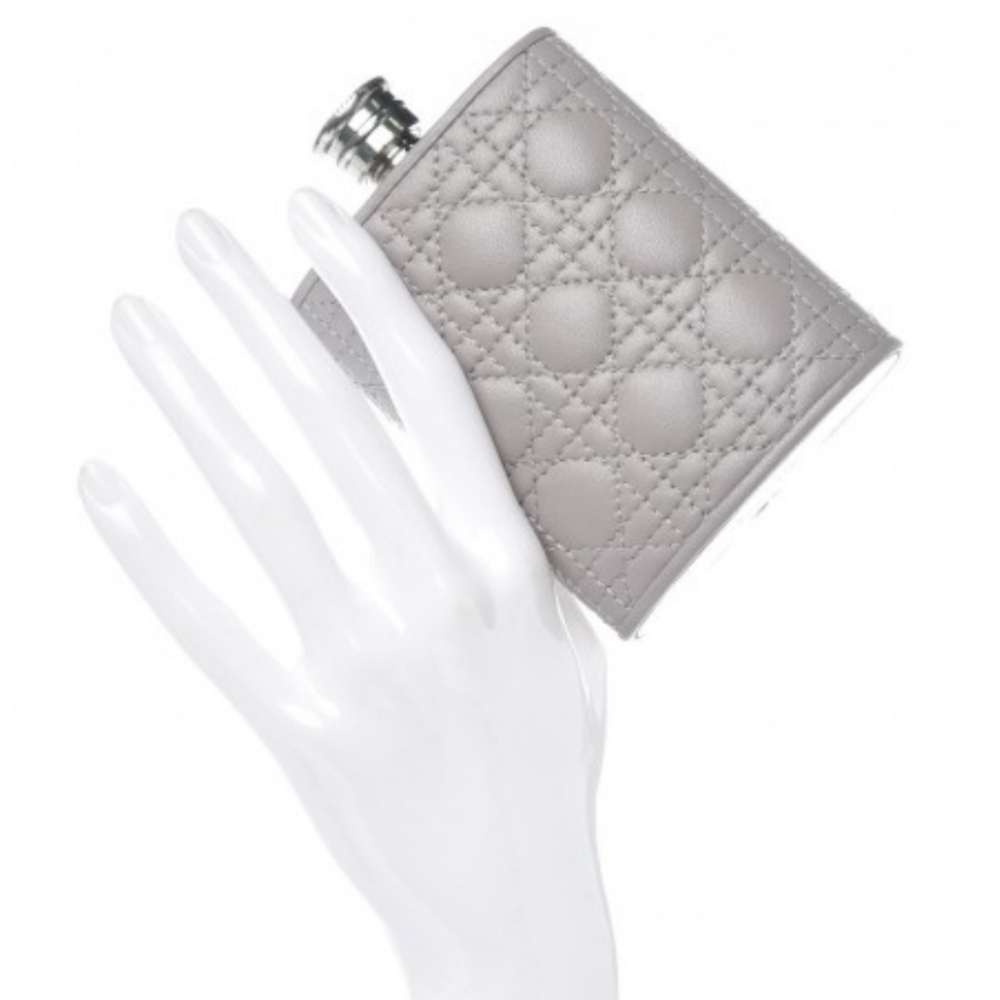 RARE Dior Collector’s Mini Lady Quilted Cannage Leather Drinking Flask - Picture 4 of 17